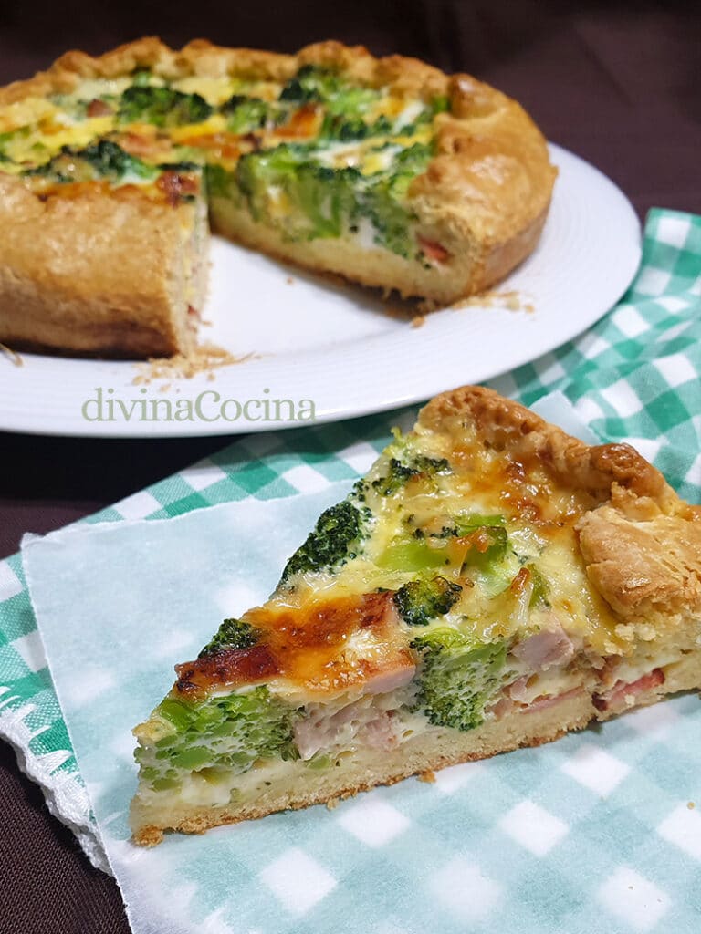 Tarta salada de Brócoli y Queso Receta de DIVINA COCINA