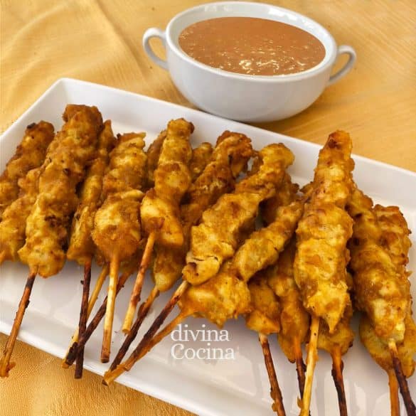 Brochetas De Pollo Satay Con Salsa Divina Cocina