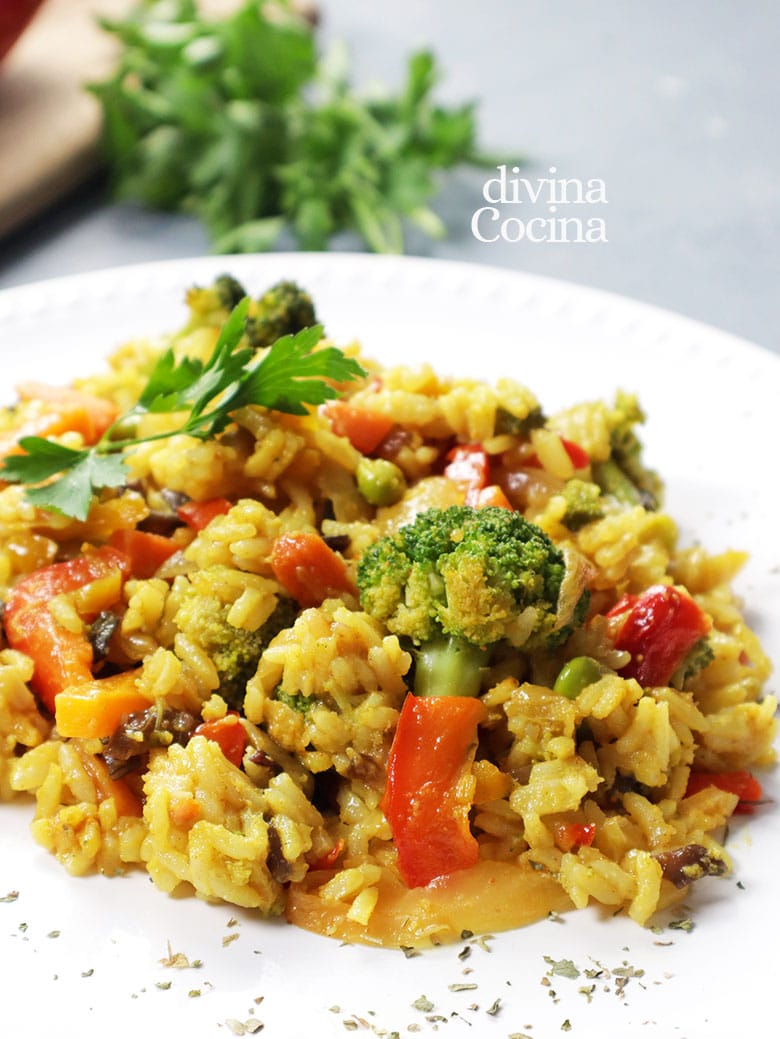 Verduras con arroz al curry (arroz integral, grano entero) Lékué 🥇