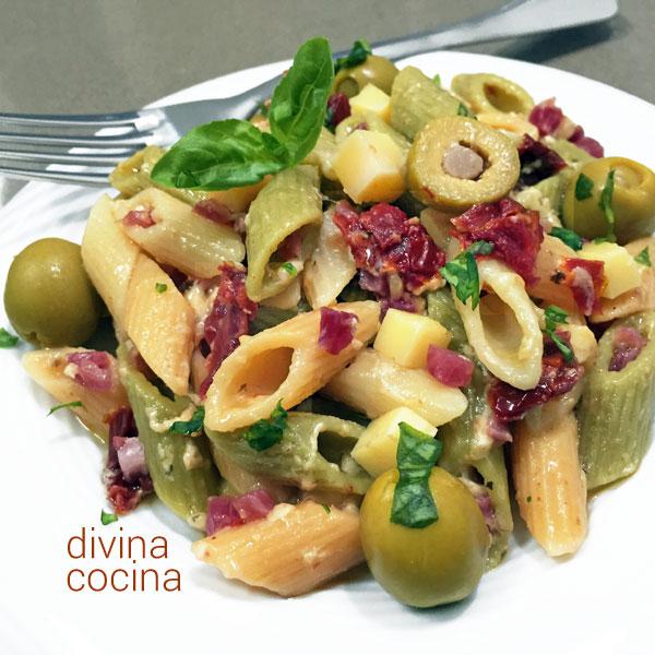 Ensalada de pasta estilo mediterráneo - Receta de DIVINA COCINA