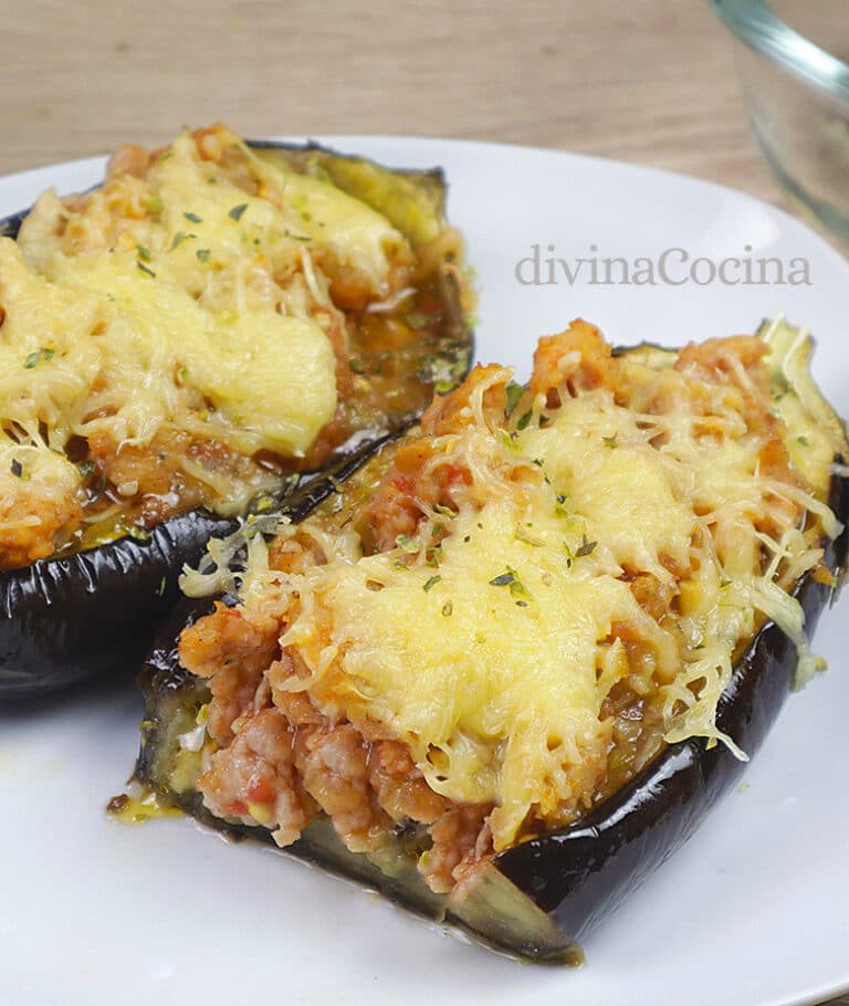 Berenjenas Rellenas De Carne Fáciles | Divina Cocina