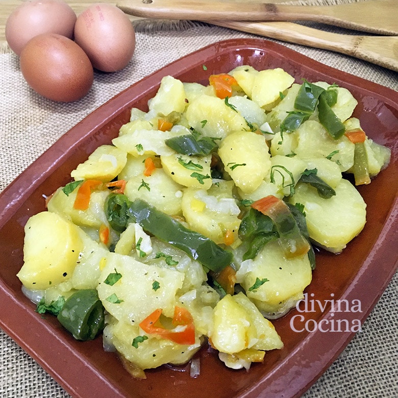 Patatas asadas en el microondas - Receta de DIVINA COCINA