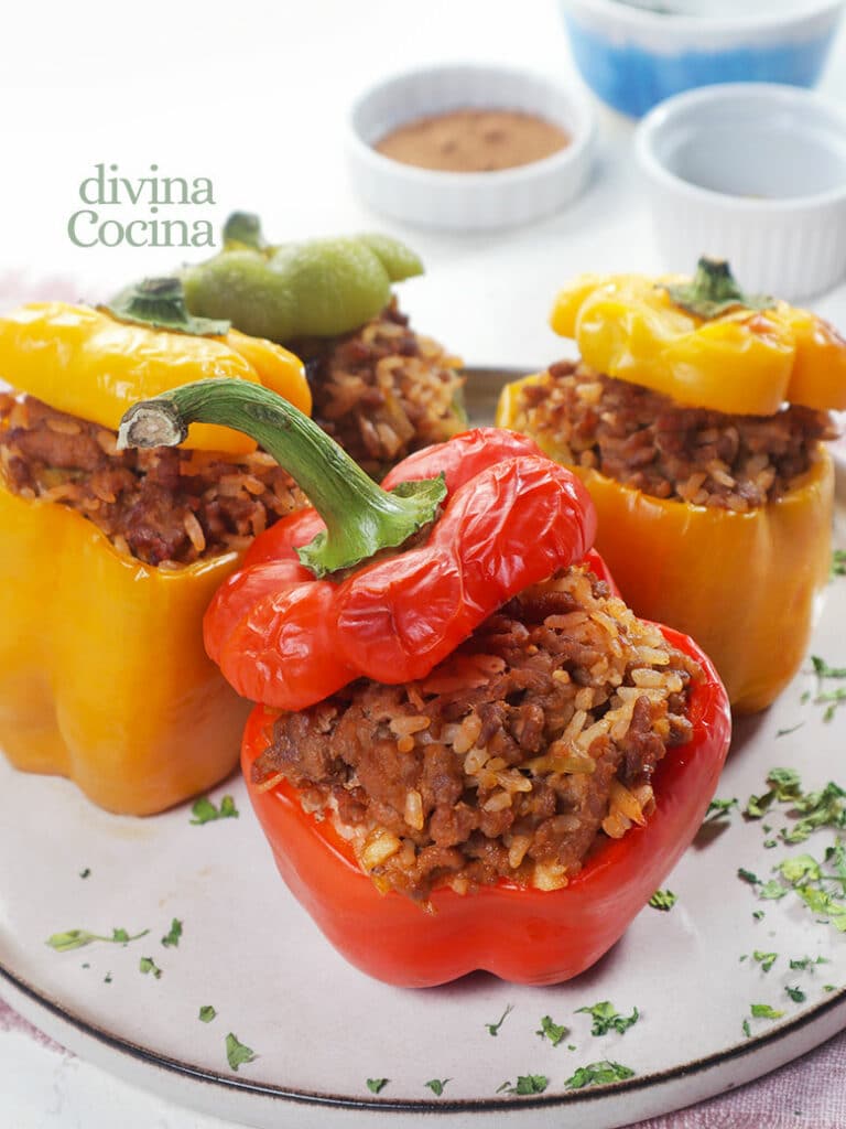 Receta Pimientos Rellenos De Carne Y Arroz | Mis Recetas Caseras