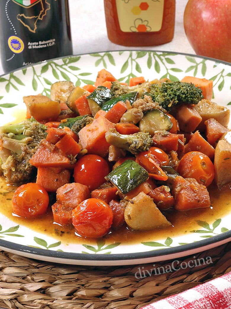 verduras salteadas agridulces con manzana