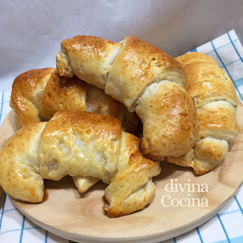 Croissants de masa casera - Receta de DIVINA COCINA