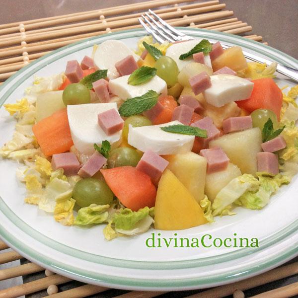 Ensalada de fruta con mozzarella y jamón - Receta de DIVINA COCINA
