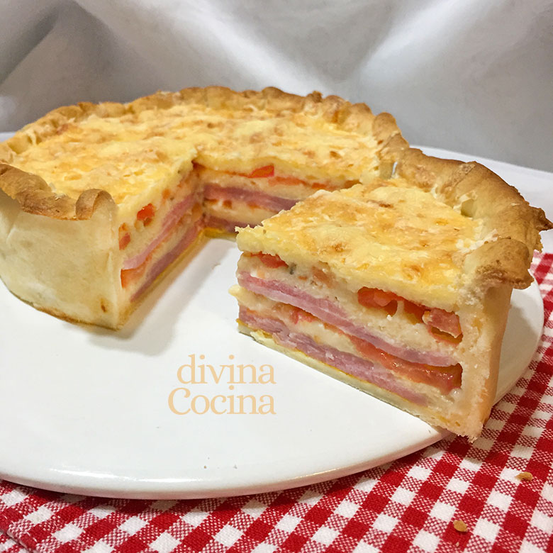 Pastel napolitano de jamón, queso y tomate - Receta de DIVINA COCINA
