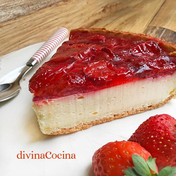 Tarta de yogur y fresas en el microondas - Receta de DIVINA COCINA